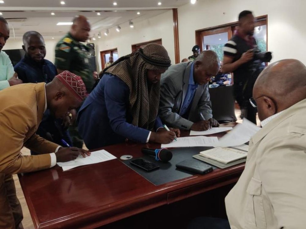 RDCongo: CODECO mu mitwe 5 yitwaje intwaro yemeye kuzirambika hasi