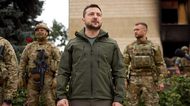 Imodoka ya Perezida Zelensky yakoze impanuka