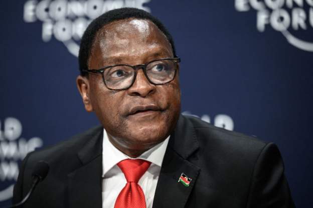 Malawi: Kiliziya Gatolika irashinja Perezida Chakwera kuba inkorabusa