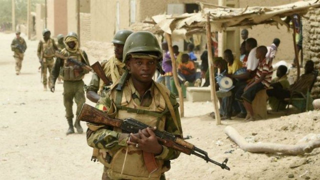 Mali: Abasaga 21 baguye mu gitero cy'abitwaje intwaro