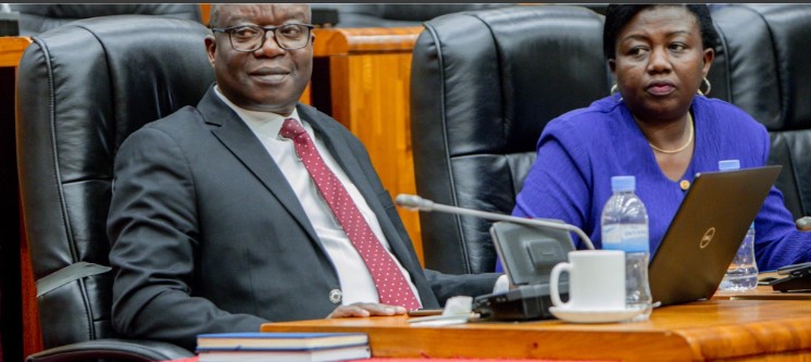 Abadepite batangiye kubona ko hakwiye gukazwa ibihano ku babyeyi bafite abana bataye ishuri 