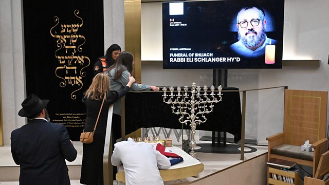 Hatangiye gushyingurwa abiciwe mu gitero cyabereye i Bondi muri Australia