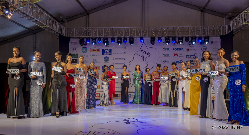 Uwimana Jeannette ufite ubumuga yaje mu bakobwa 20 bagiye mu mwiherero wa Miss Rwanda 2022
